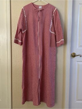 Vintage Carole Red White Gingham House Dress Duster Size L Granny Core USA